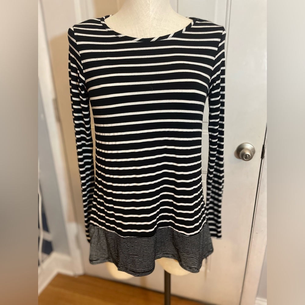 Haani top XS NWT